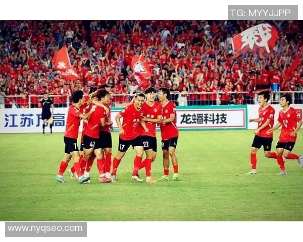 足球明星张呈栋的传奇旅程与对中国足球的深远影响